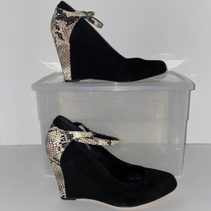 WHBM - Black Snake-Embossed Wedge